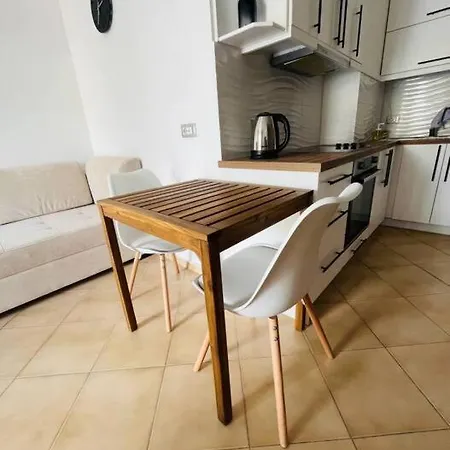 Modern Studio Апартаменты Саранда